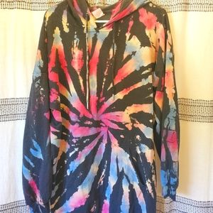 Tie Die Long Sweatshirt